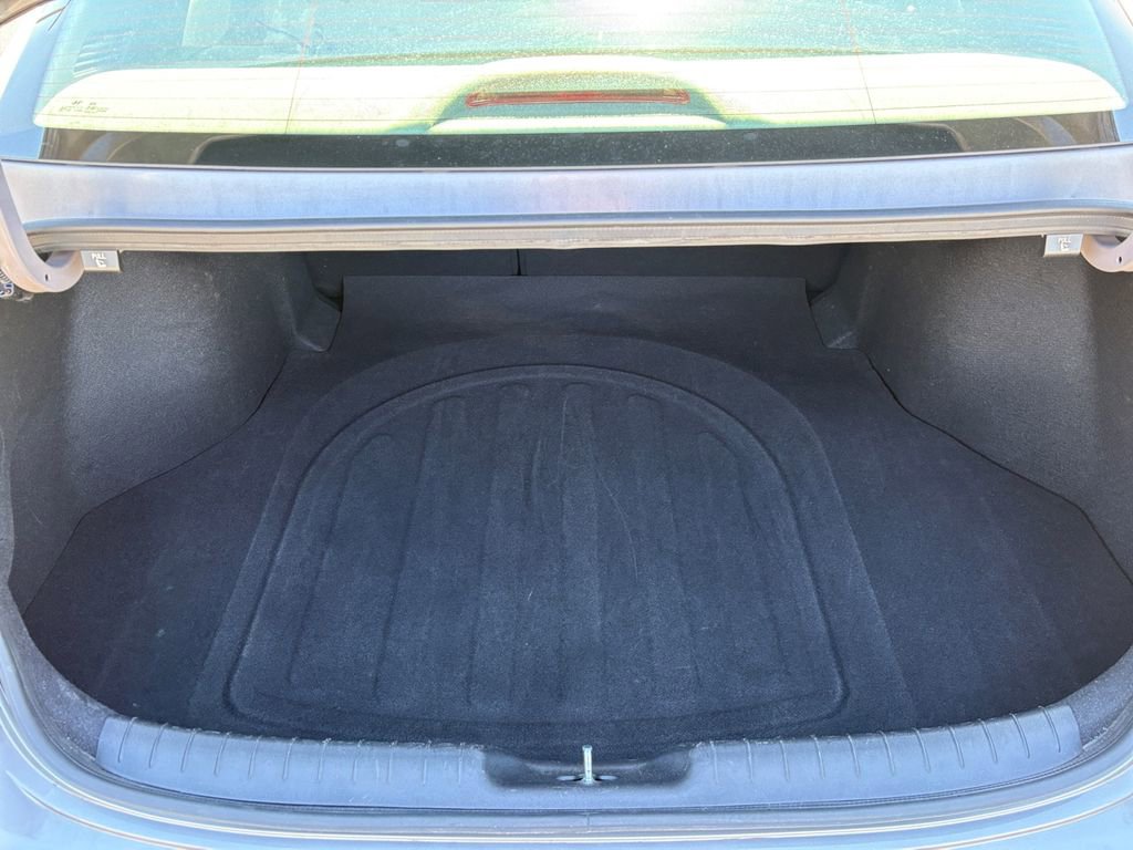 Used 2025 Hyundai Elantra SEL image 21