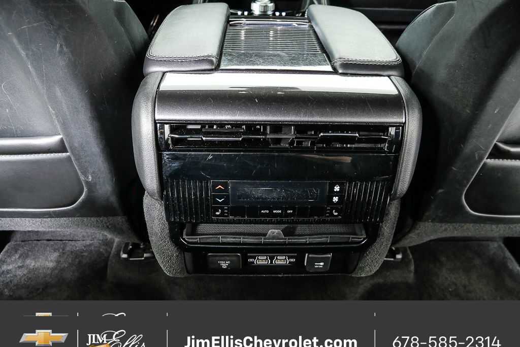 Used 2023 Jeep Wagoneer 2WD w/ Convenience Group I image 21