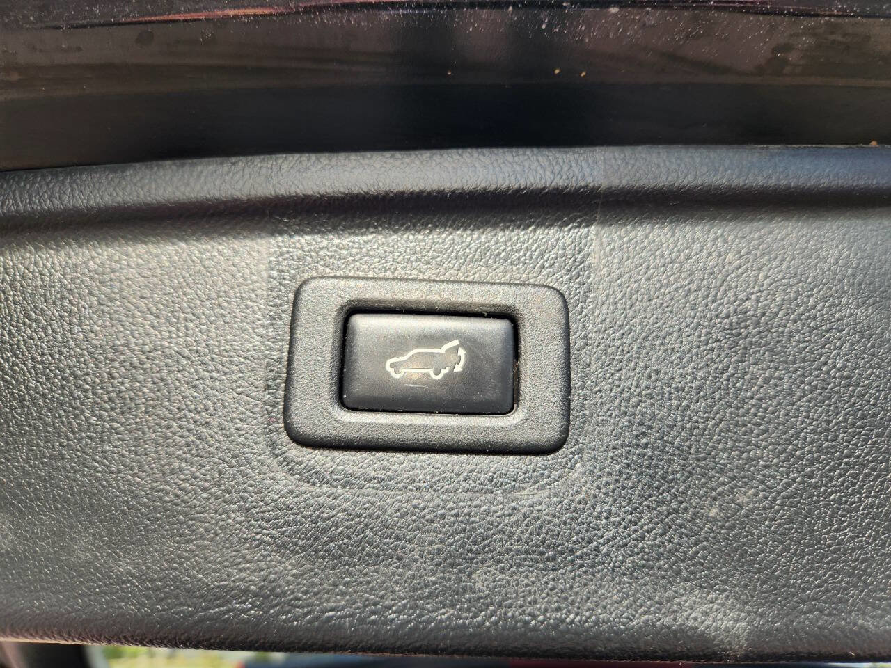 Used 2017 Subaru Outback 3.6R Touring w/ Protection Package #1 image 32