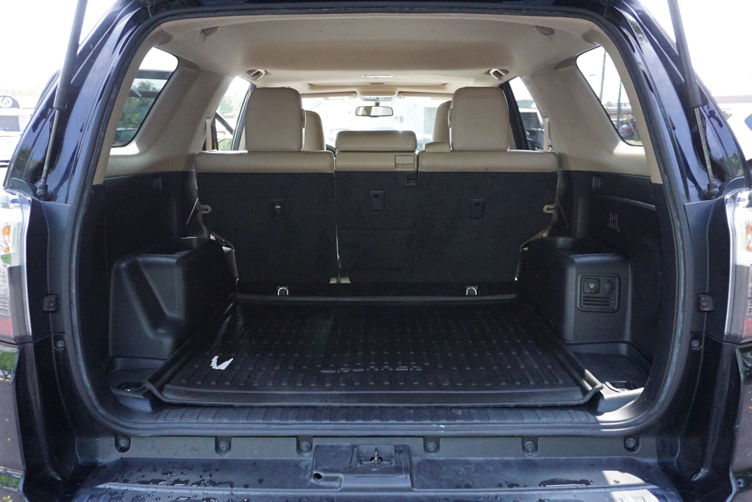 Used 2016 Toyota 4Runner Limited AWD/4WD image 16