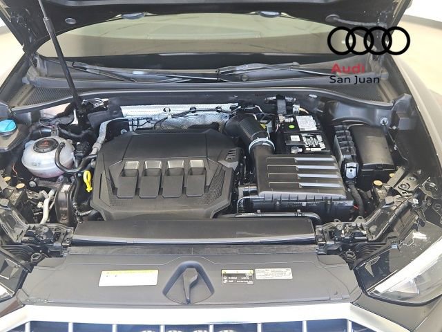 Used 2020 Audi Q3 2.0T Premium w/ Convenience Package image 3