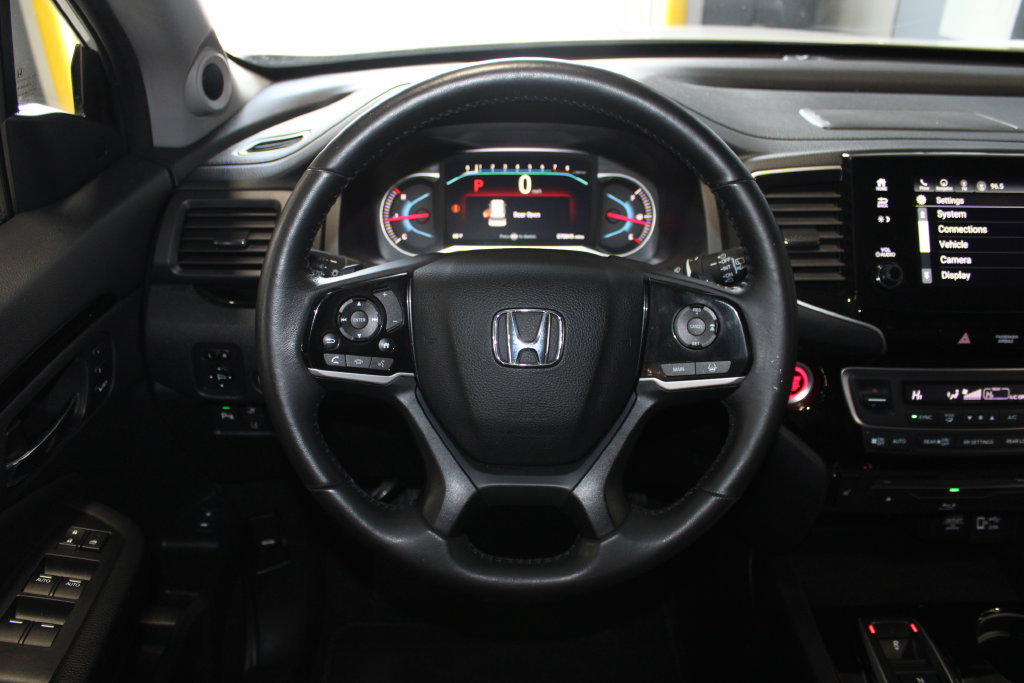 Used 2019 Honda Pilot Touring image 14