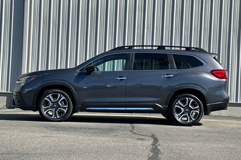 Used 2024 Subaru Ascent Touring w/ Popular Package #2 AWD/4WD image 7