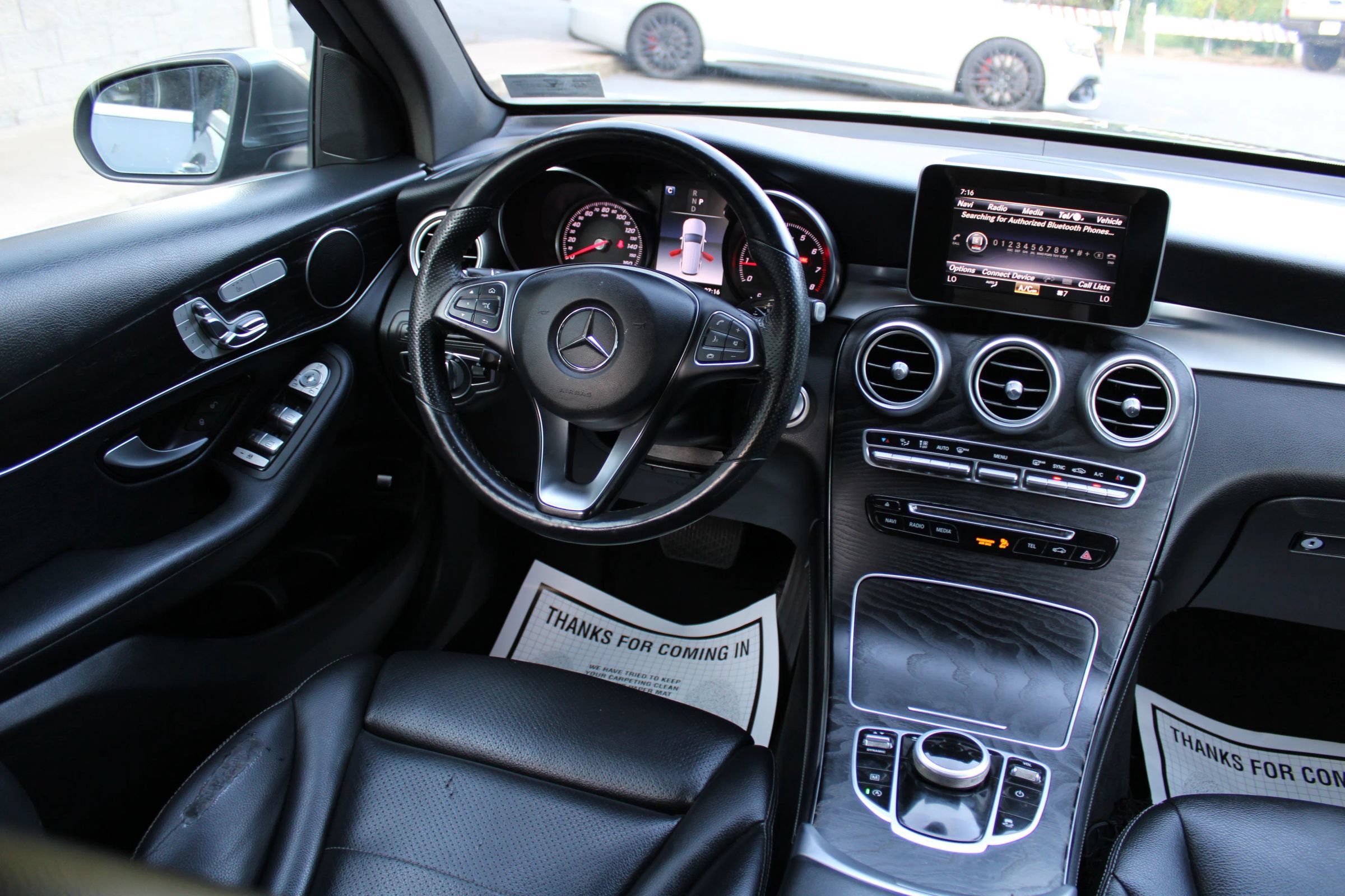 Used 2018 Mercedes-Benz GLC 300 4MATIC image 16