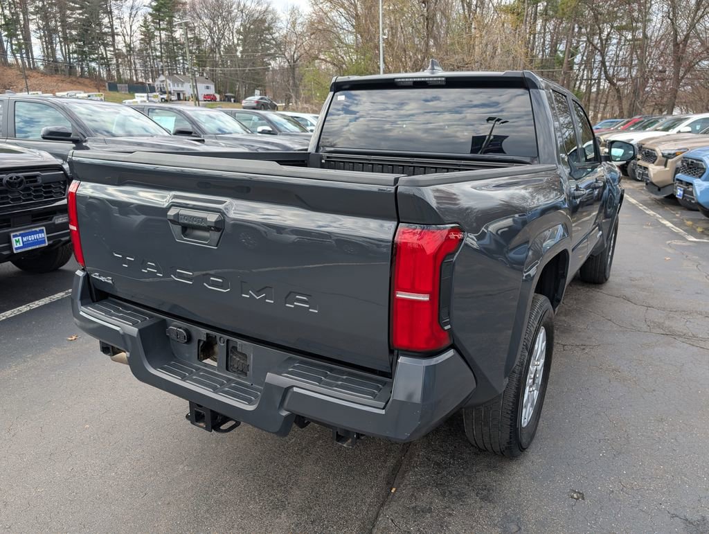 Certified 2024 Toyota Tacoma SR5 AWD/4WD image 7