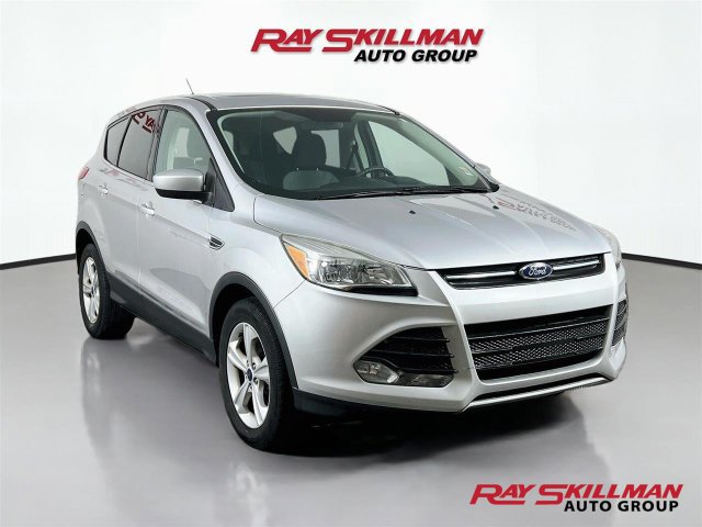 Used 2016 Ford Escape SE w/ SE Cold Weather Package AWD/4WD image 1