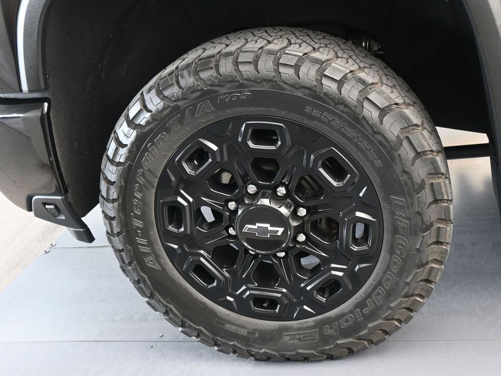 Used 2024 Chevrolet Silverado 2500 High Country w/ Midnight Edition AWD/4WD image 29