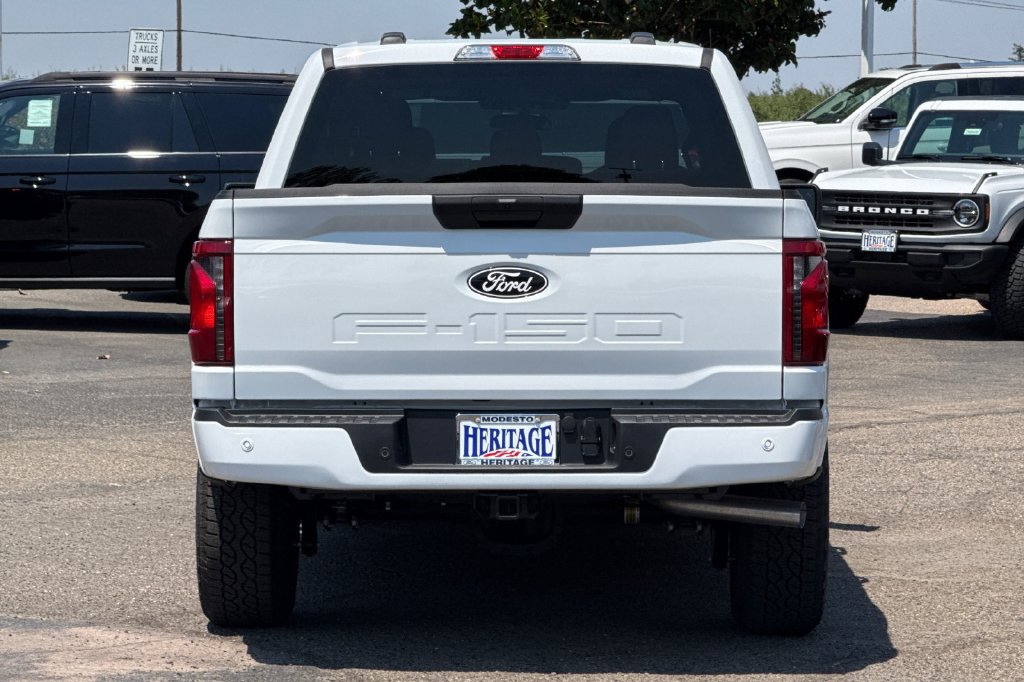 New 2026 Ford F150 XLT w/ XLT Black Appearance Package AWD/4WD image 5