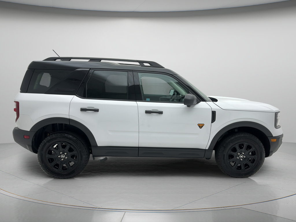 Used 2025 Ford Bronco Sport Badlands AWD/4WD image 2