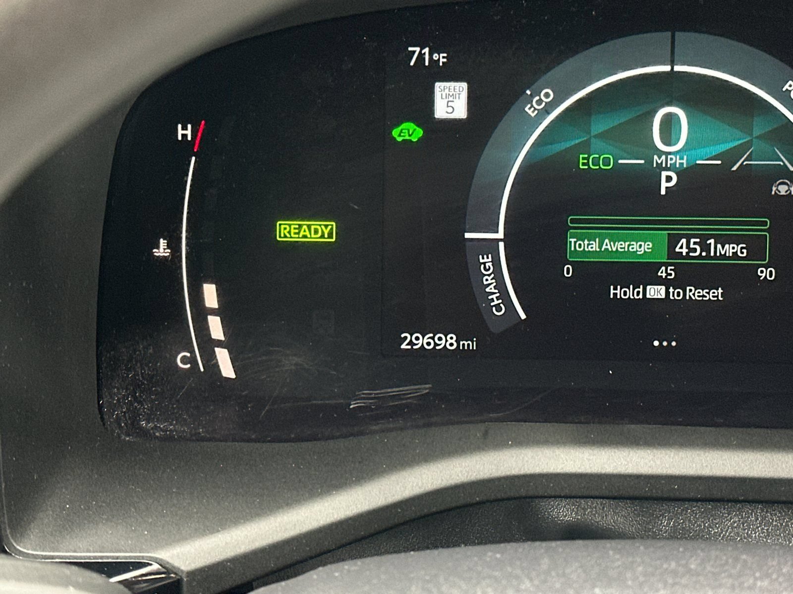 Used 2025 Toyota Camry LE FWD image 24