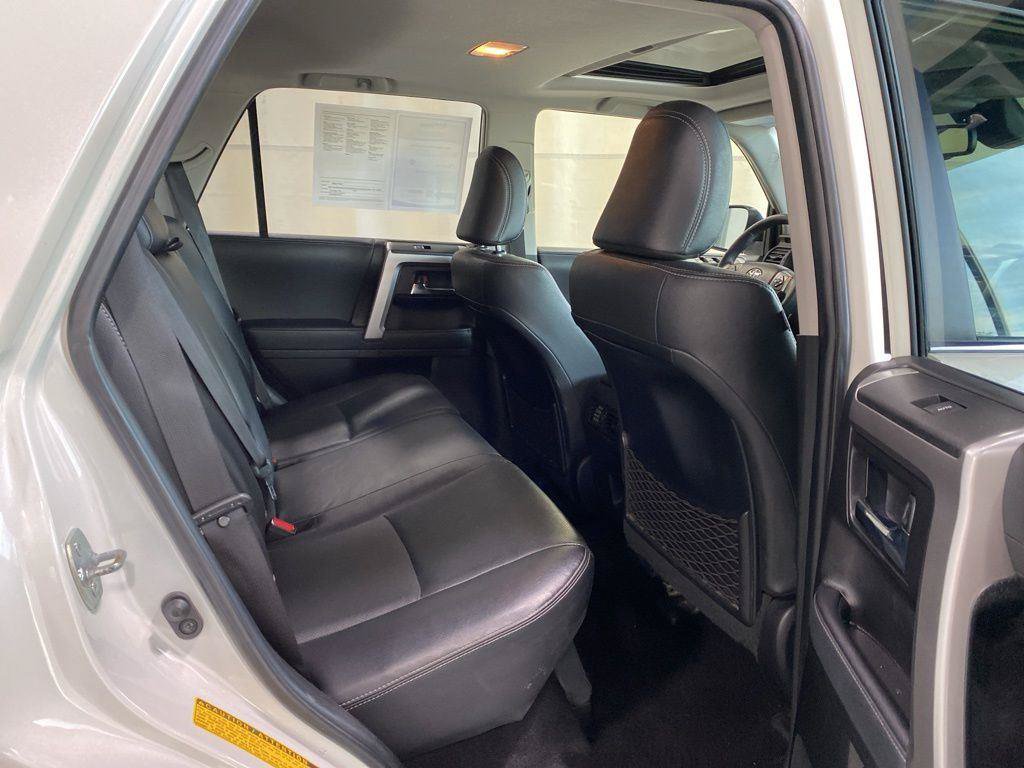 Used 2021 Toyota 4Runner Limited AWD/4WD image 16