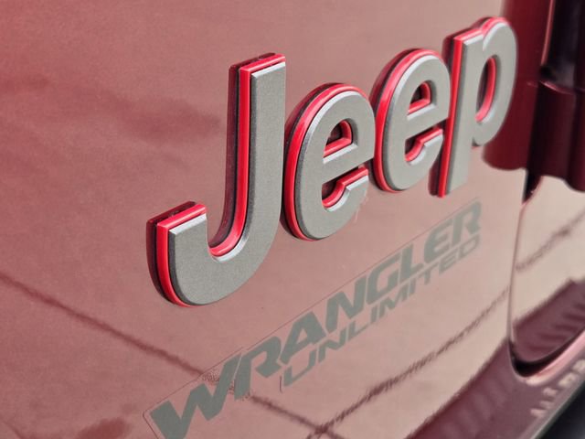 Certified 2021 Jeep Wrangler Unlimited Rubicon AWD/4WD image 10