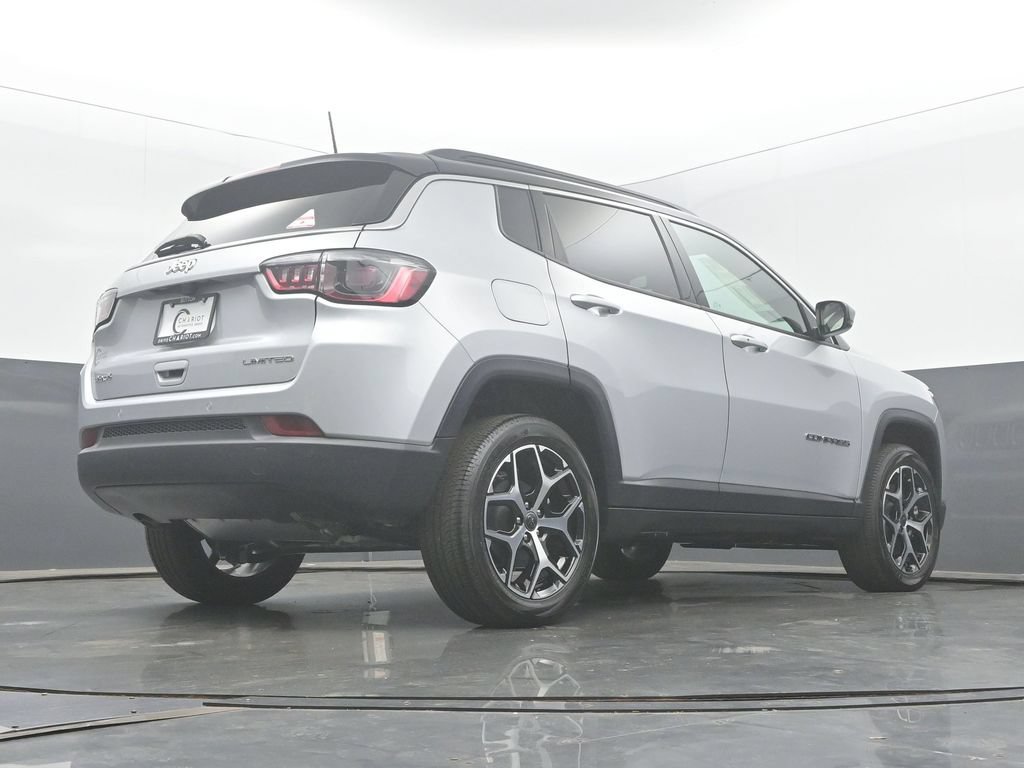 New 2026 Jeep Compass Limited w/ Sun, Sound & Navigation Group AWD/4WD image 49