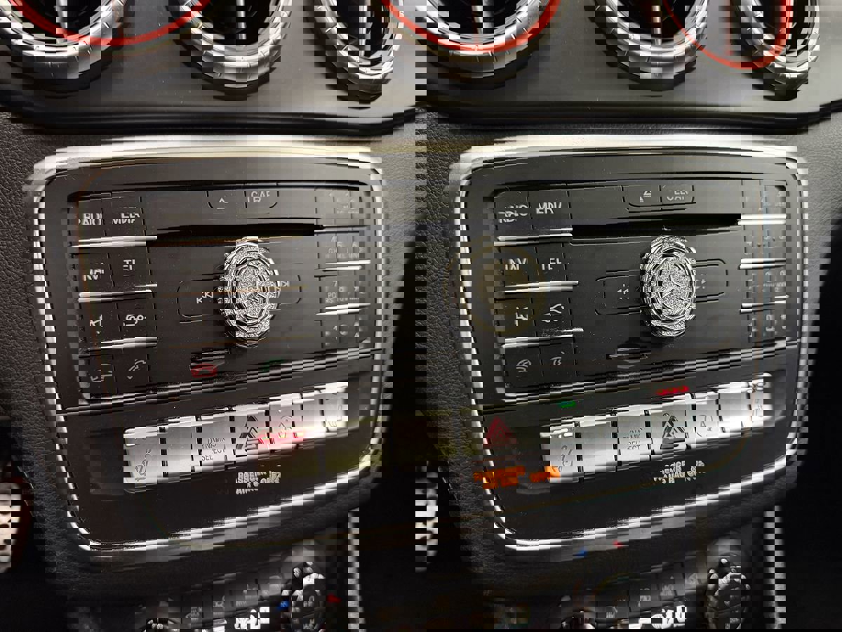 Used 2017 Mercedes-Benz CLA 250 4MATIC image 21