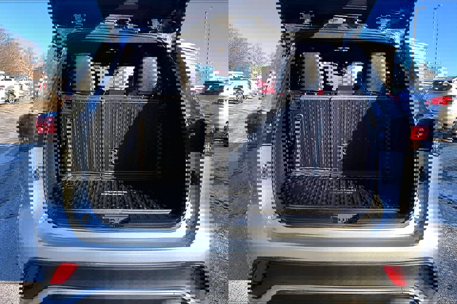 Certified 2024 Toyota Highlander XSE image 30