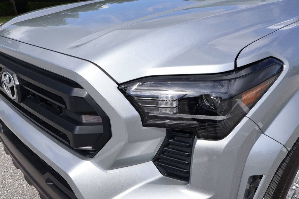 Used 2024 Toyota Tacoma SR5 RWD image 3