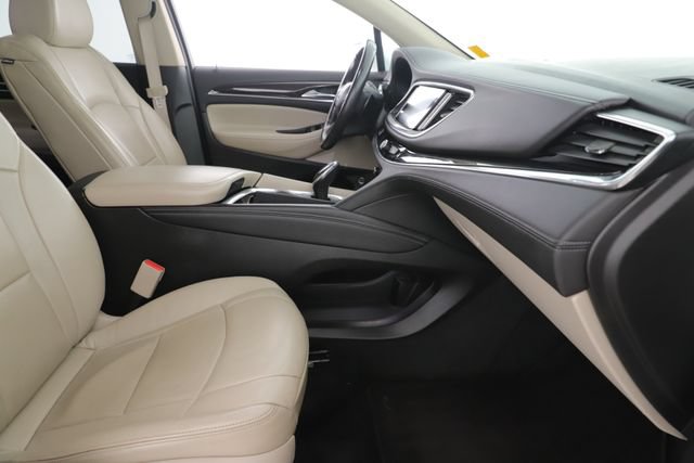 Used 2018 Buick Enclave Essence FWD image 31