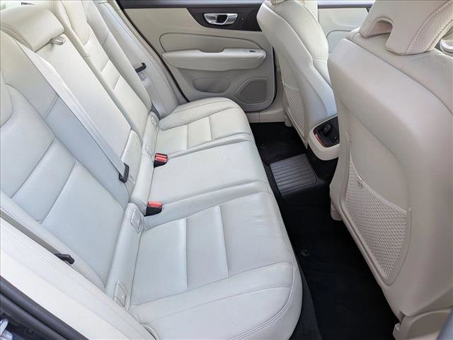 Used 2022 Volvo S60 T8 Inscription w/ Advanced Package image 20