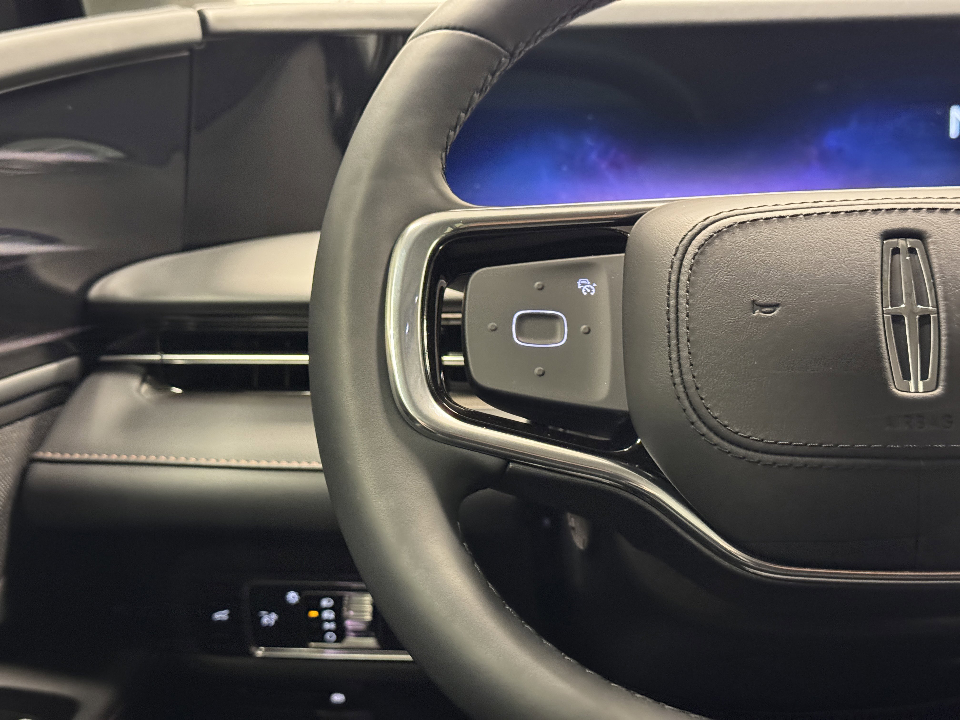 New 2026 Lincoln Nautilus Premier w/ Equipment Group 102A image 19