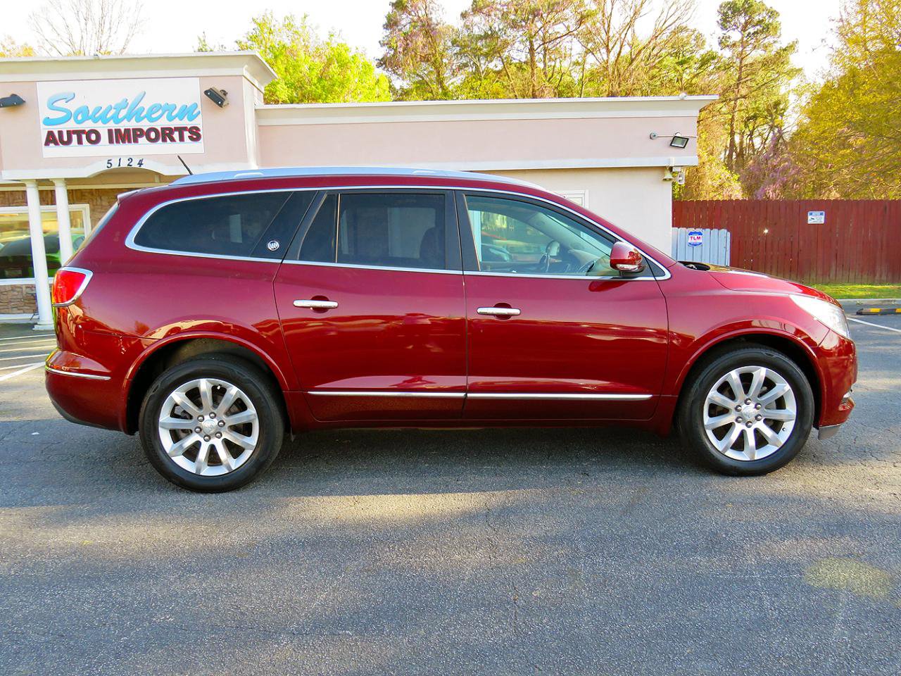 Used 2017 Buick Enclave Premium w/ Experience Buick Package image 6