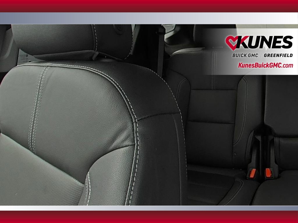 Used 2024 Chevrolet Blazer LT w/ Sound & Technology Package FWD image 34