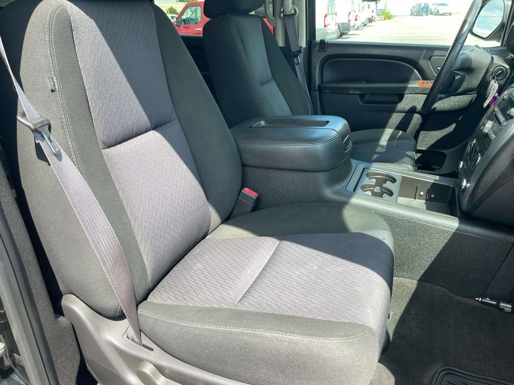 Used 2013 GMC Yukon SLE RWD image 27