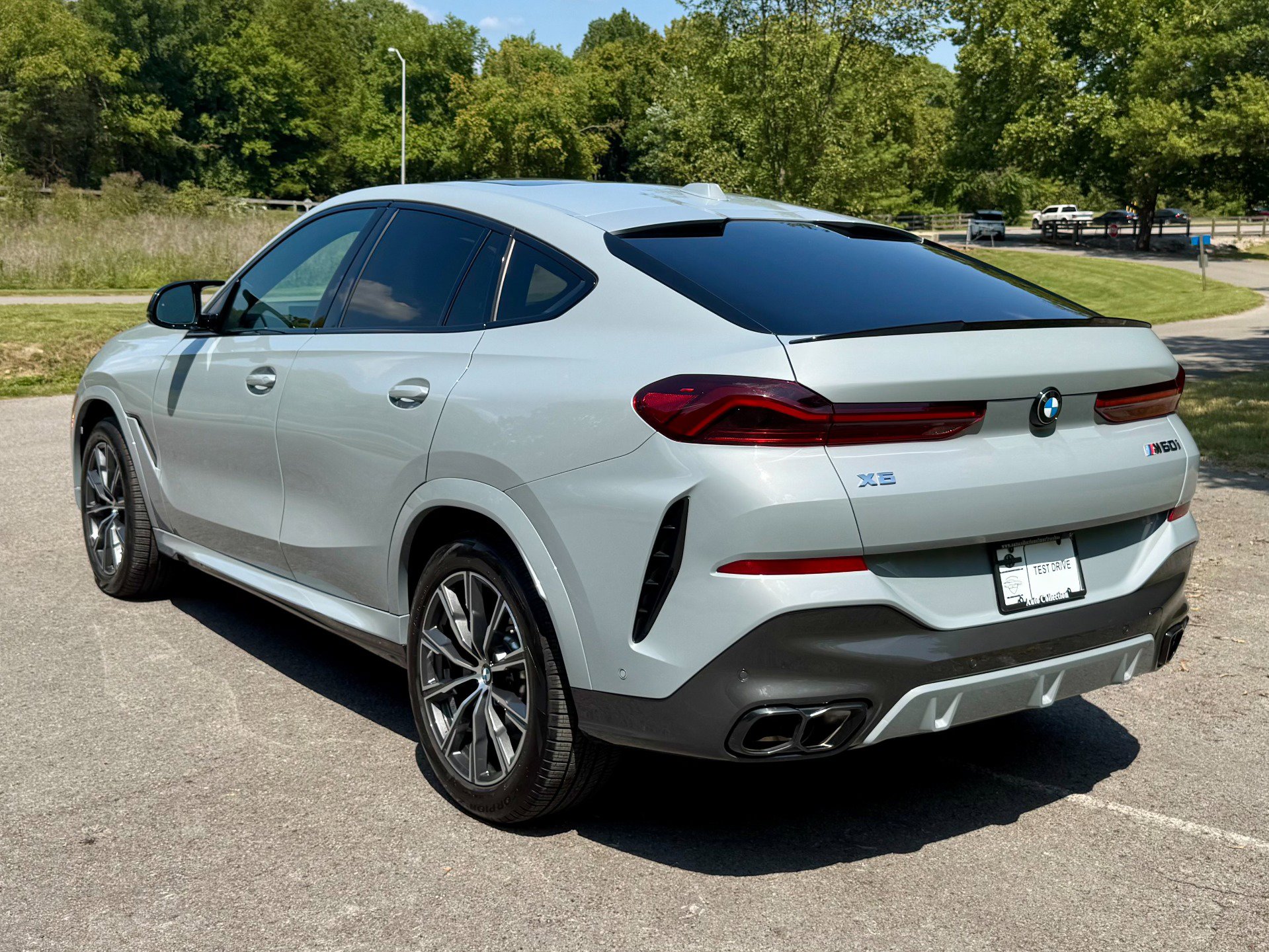 Used 2026 BMW X6 M60i image 4