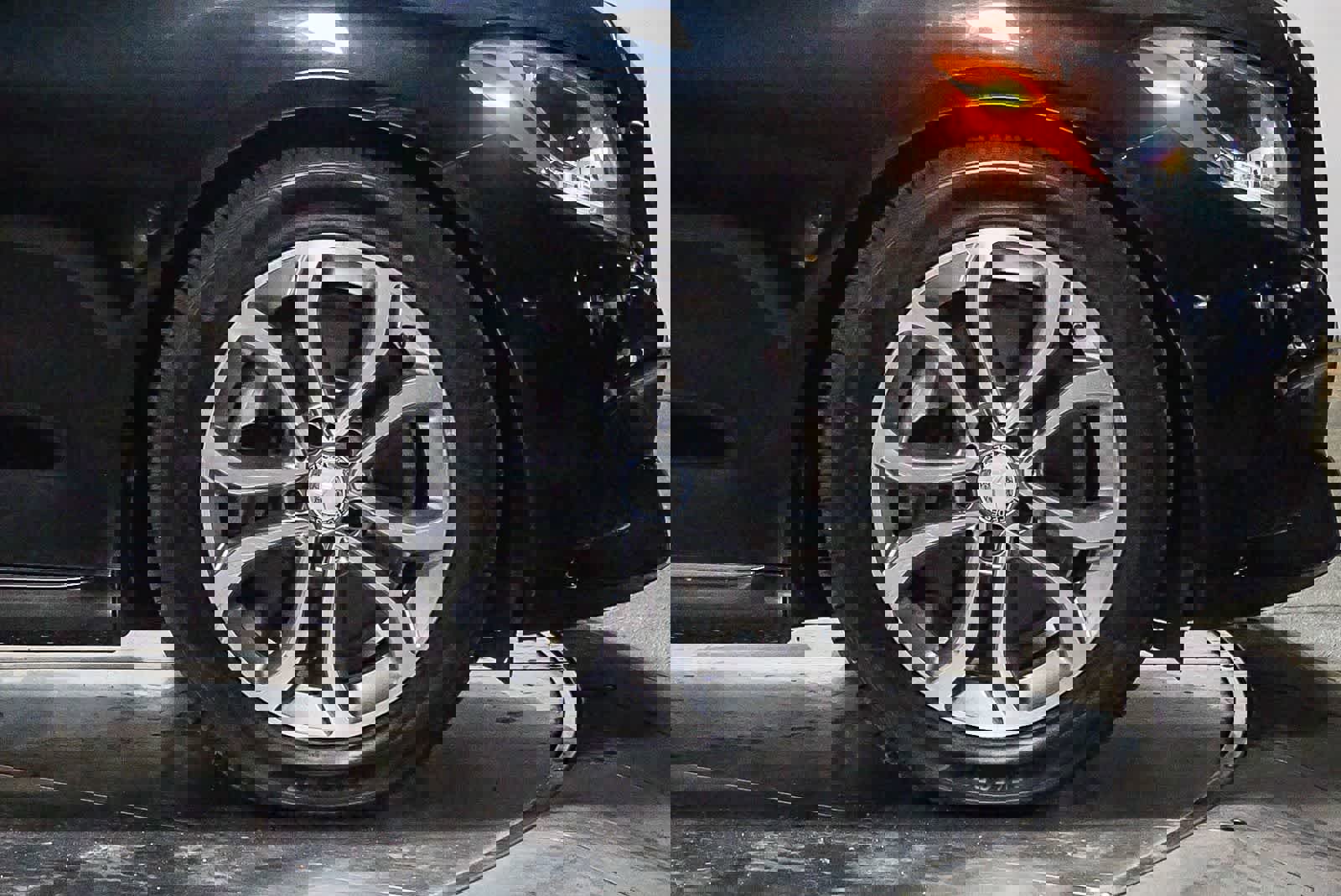 Used 2016 Mercedes-Benz C 300 Sedan image 6