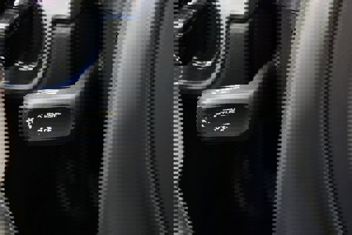 Used 2013 Porsche 911 Carrera 4S image 24