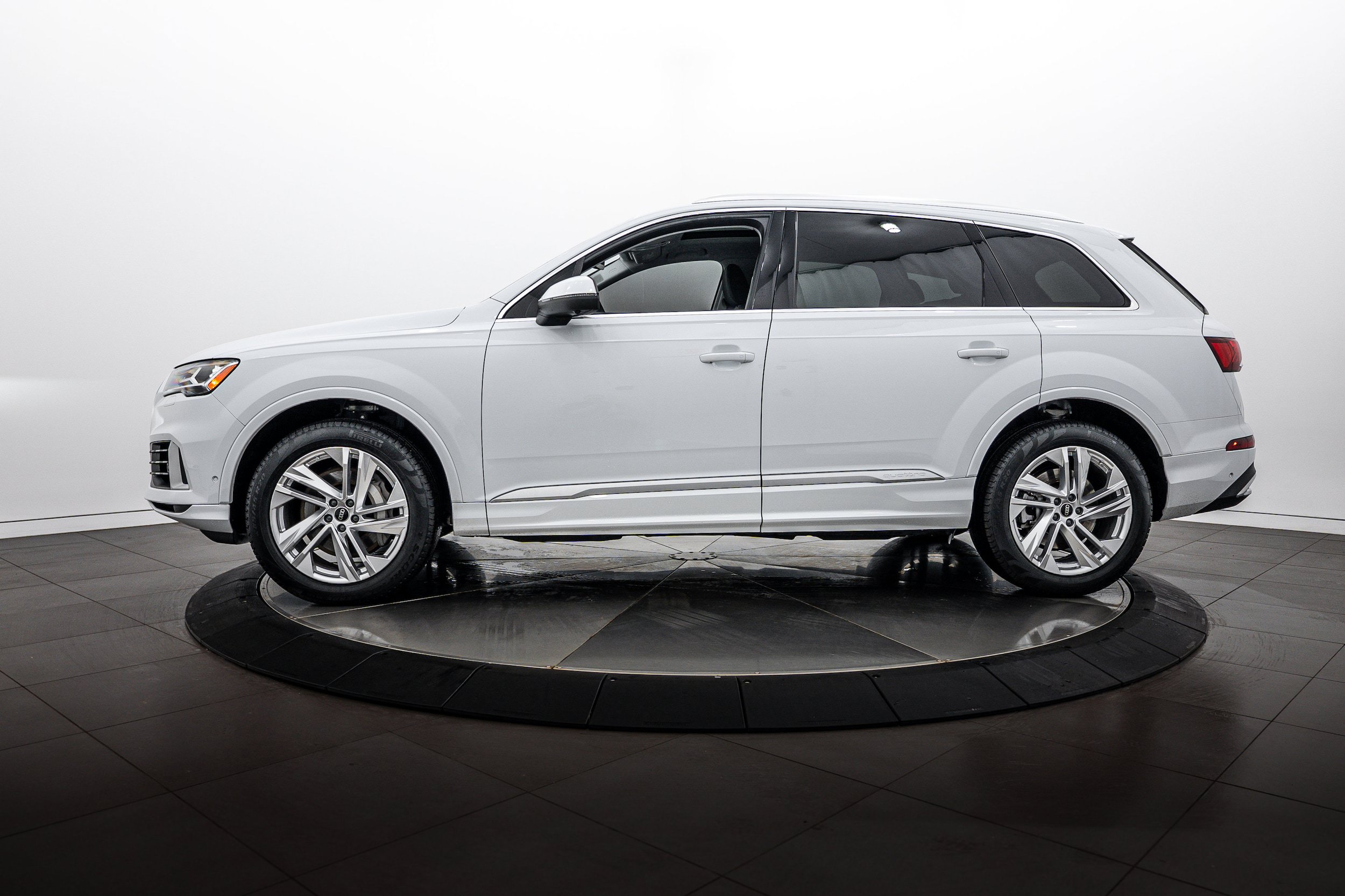 Certified 2023 Audi Q7 3.0T Premium Plus w/ Premium Plus Package AWD/4WD image 6