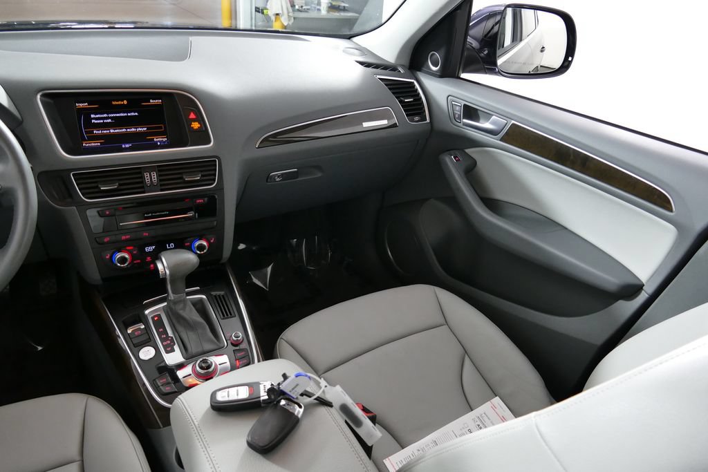 Used 2014 Audi Q5 2.0T Premium Plus w/ Premium Plus Package AWD/4WD image 24