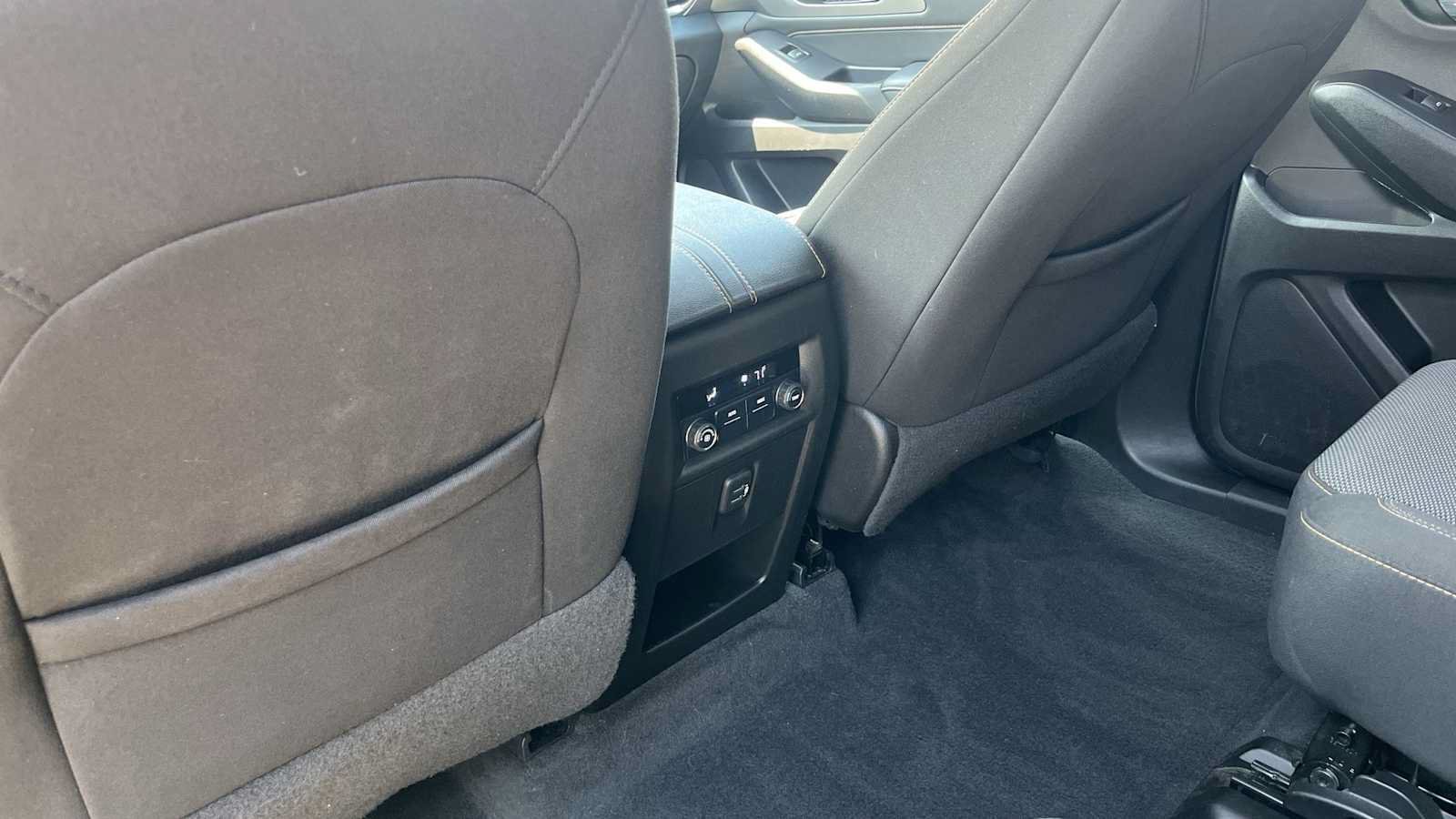 Used 2019 Chevrolet Traverse LT AWD/4WD image 36