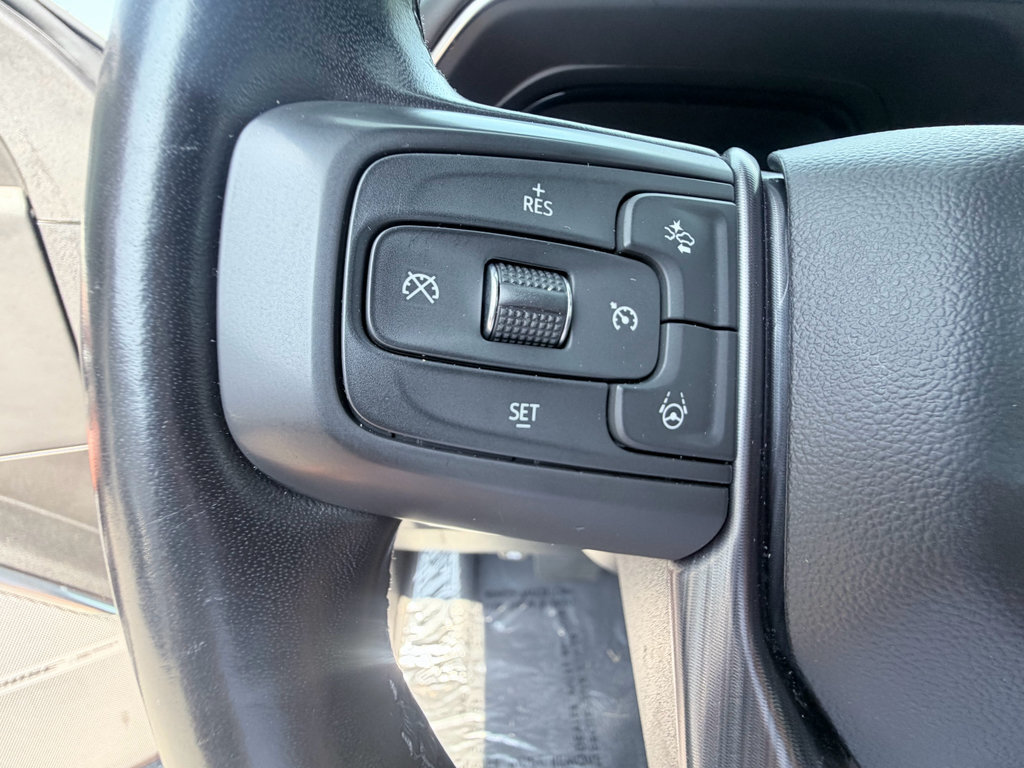Used 2023 GMC Yukon Denali Ultimate AWD/4WD image 15