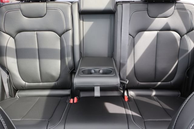 New 2026 Jeep Grand Cherokee Limited image 38