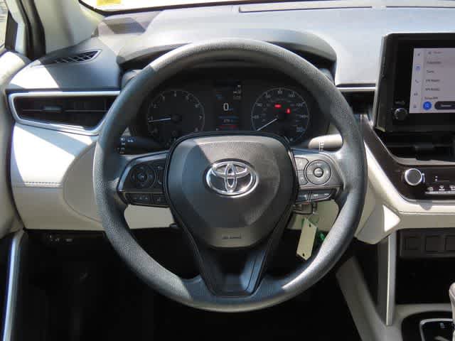 Used 2023 Toyota Corolla Cross L AWD/4WD image 18
