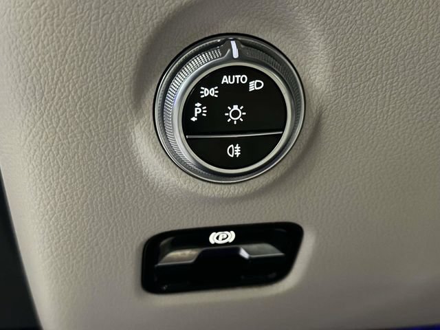 Certified 2023 Mercedes-Benz C 300 4MATIC Sedan image 27