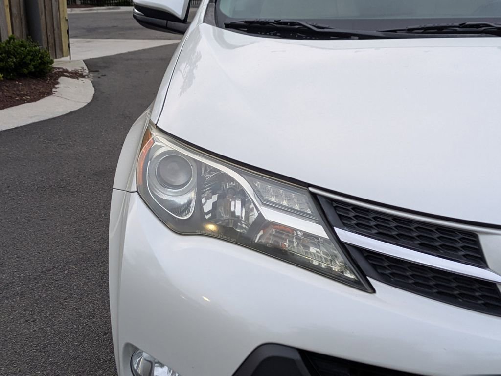 Used 2013 Toyota RAV4 Limited FWD image 11