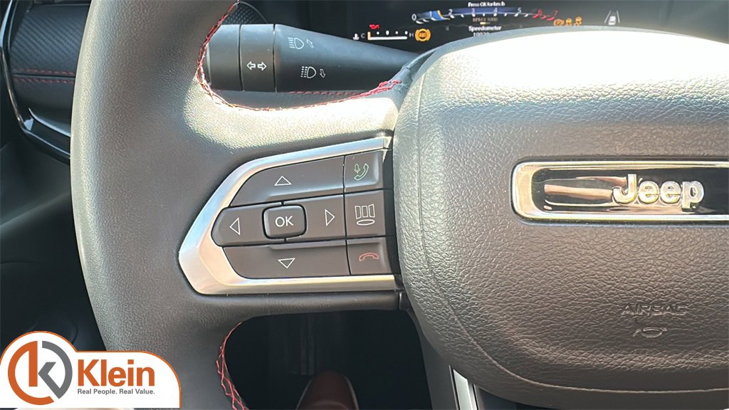 Used 2024 Jeep Compass Trailhawk w/ Trailhawk Elite Group image 17