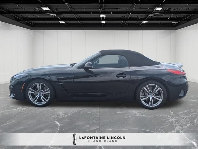 Used 2025 BMW Z4 sDrive30i w/ Premium Package RWD image 2