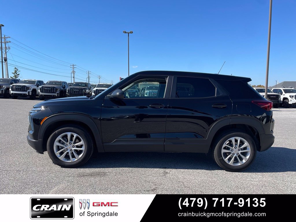 Used 2026 Chevrolet TrailBlazer LS w/ LS Convenience Package FWD image 4