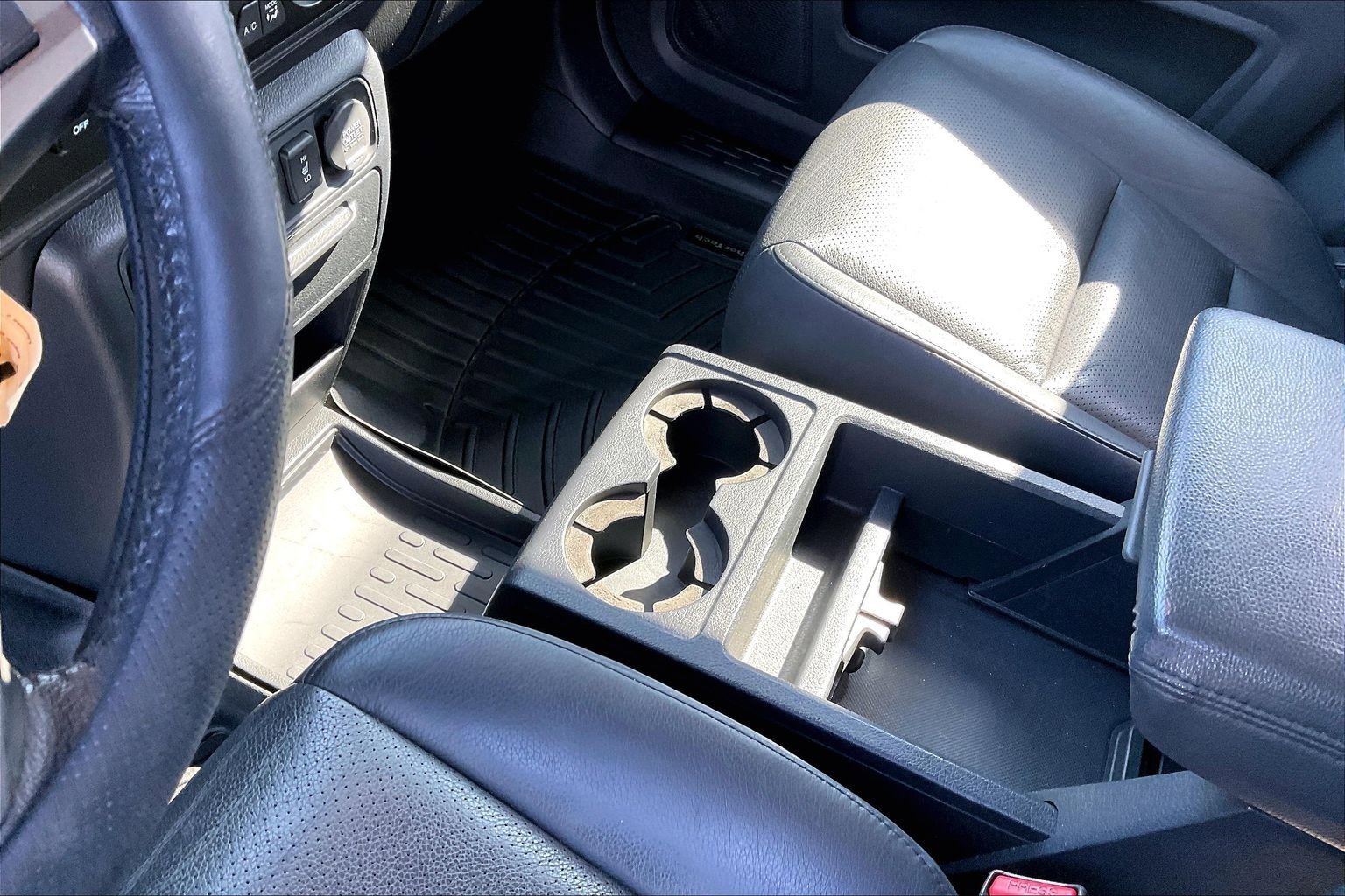 Used 2014 Honda Ridgeline SE image 19