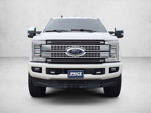 Used 2019 Ford F250 Platinum w/ Platinum Ultimate Package AWD/4WD image 2