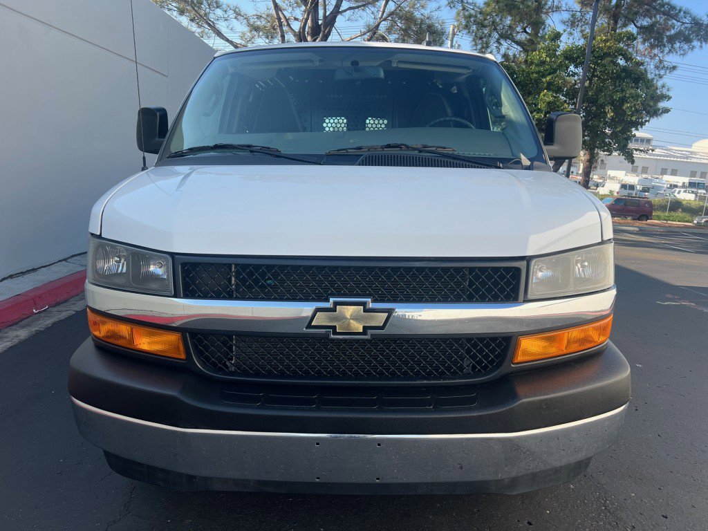 Used 2023 Chevrolet Express 2500 w/ Driver Convenience Package image 6