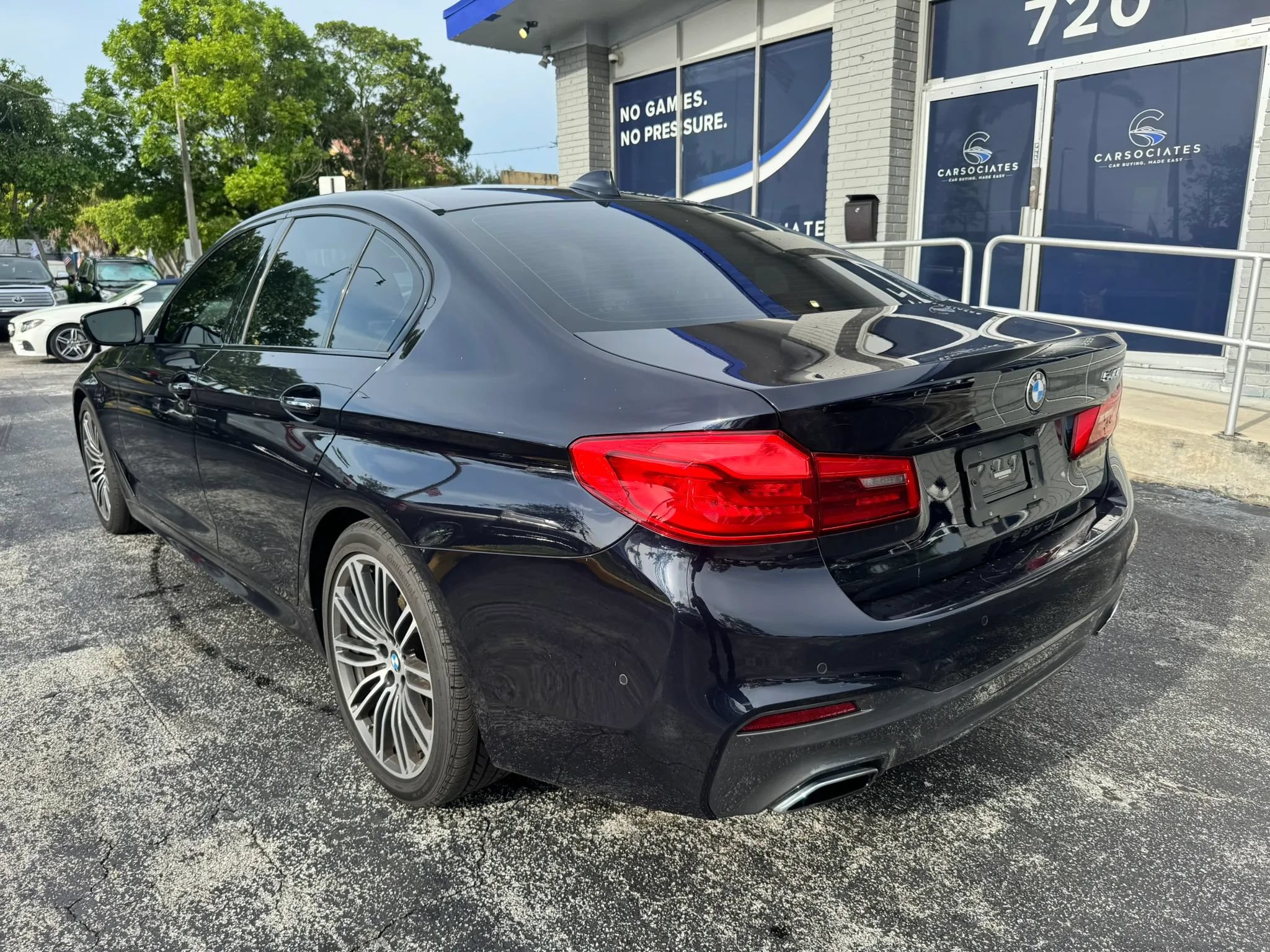 Used 2018 BMW 540i RWD image 6