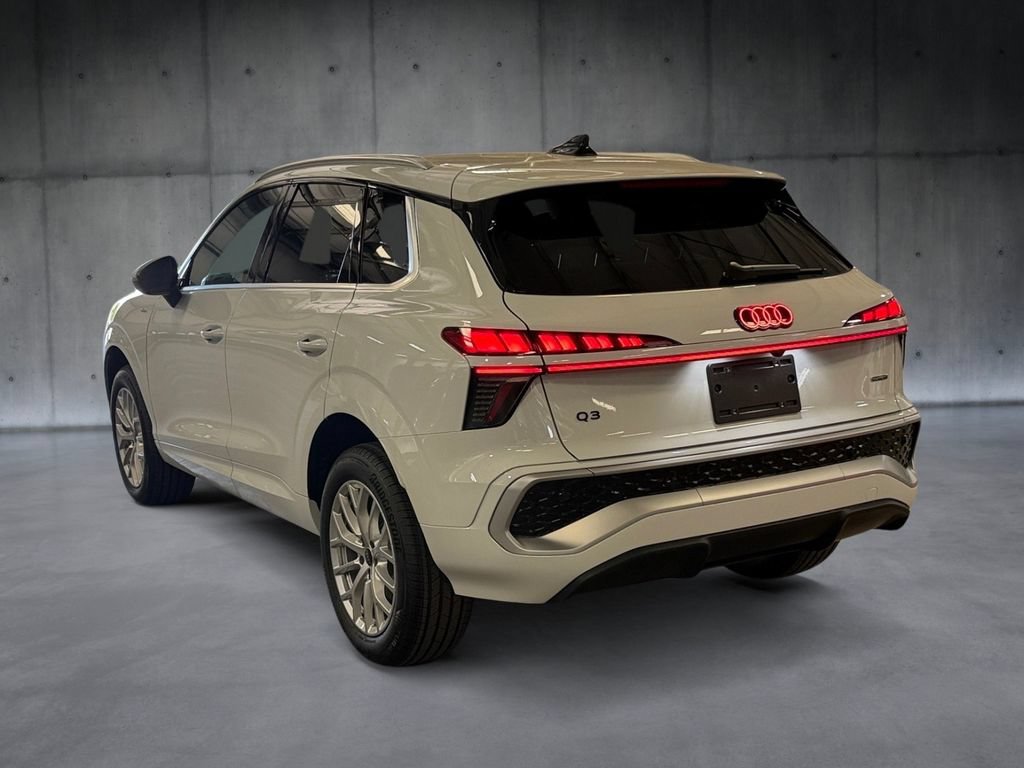 New 2026 Audi Q3 quattro 2.0T AWD/4WD image 3