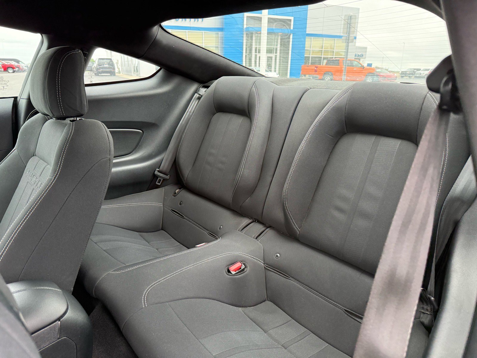 Used 2022 Ford Mustang GT RWD image 17