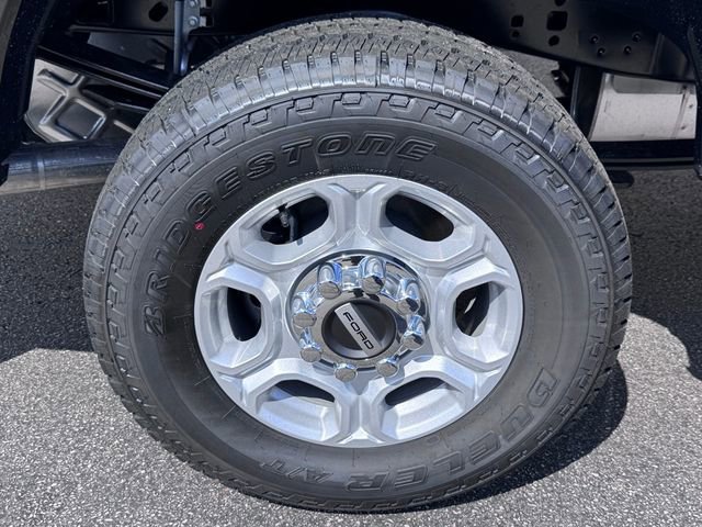 New 2026 Ford F250 XLT w/ FX4 Off-Road Package AWD/4WD image 52