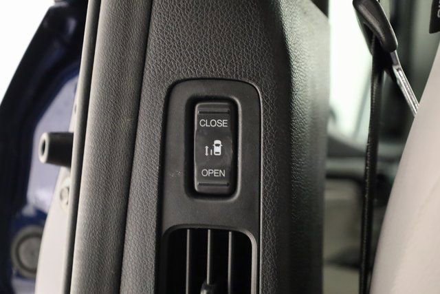 Used 2018 Honda Odyssey Elite image 29