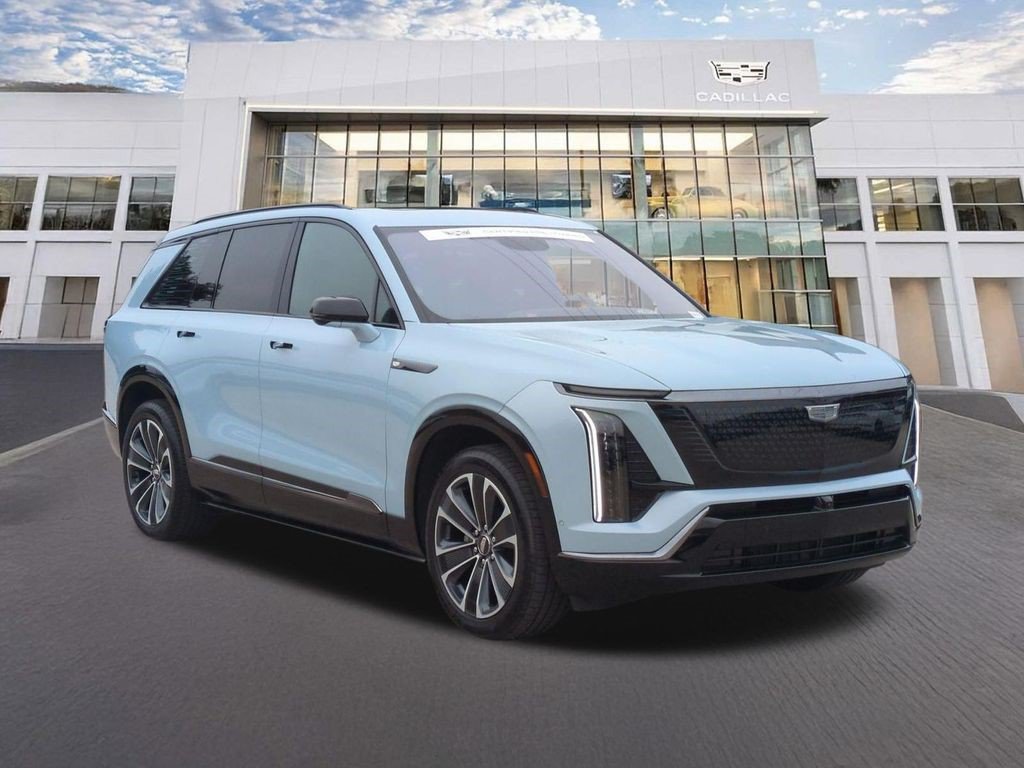 Certified 2026 Cadillac Vistiq Premium Luxury AWD/4WD image 3