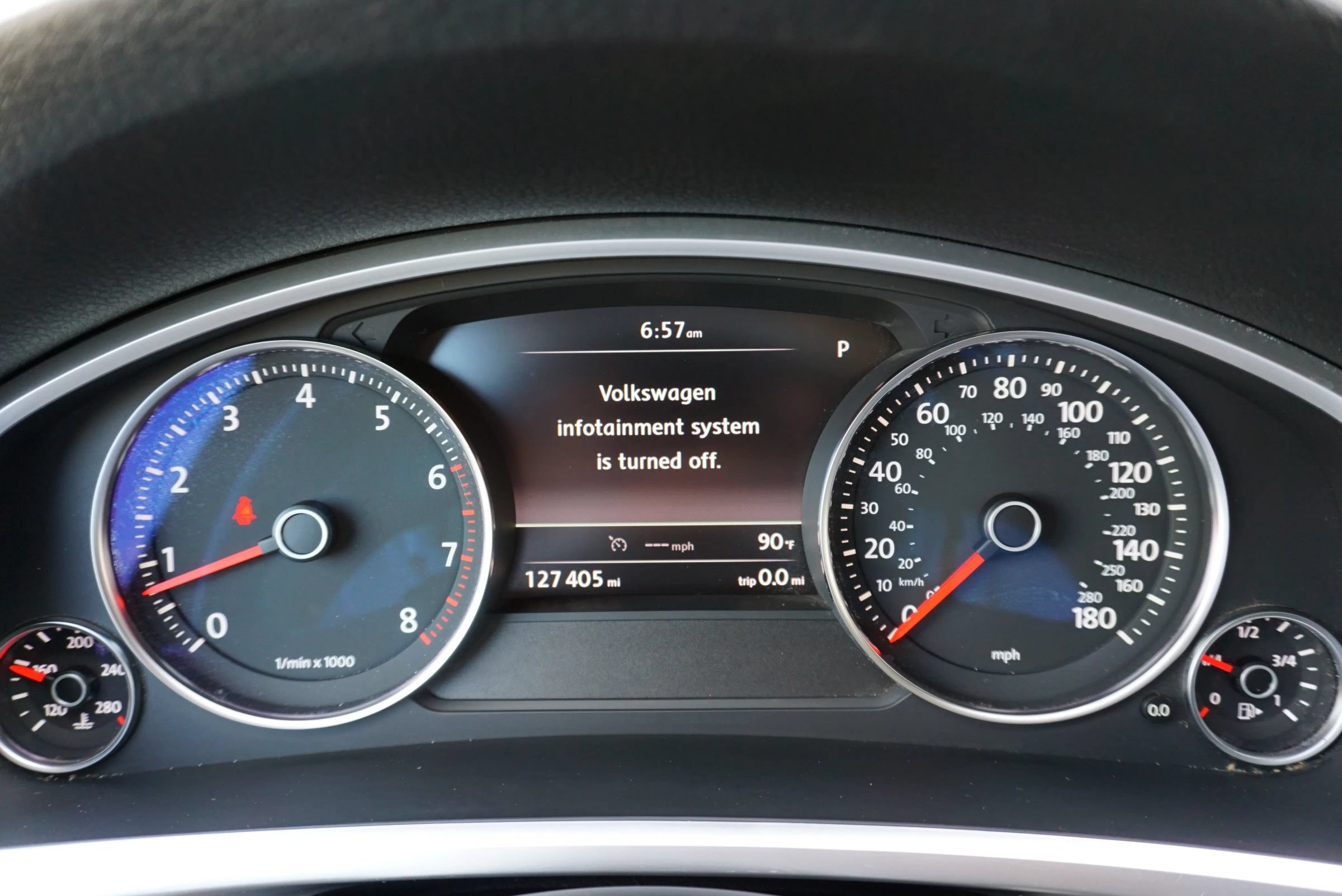 Used 2014 Volkswagen Touareg Sport AWD/4WD image 24